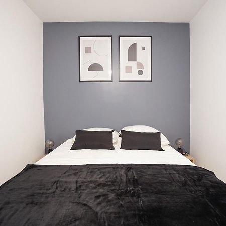 Spacious Apartment Near The Champs De Mars Paris Bagian luar foto
