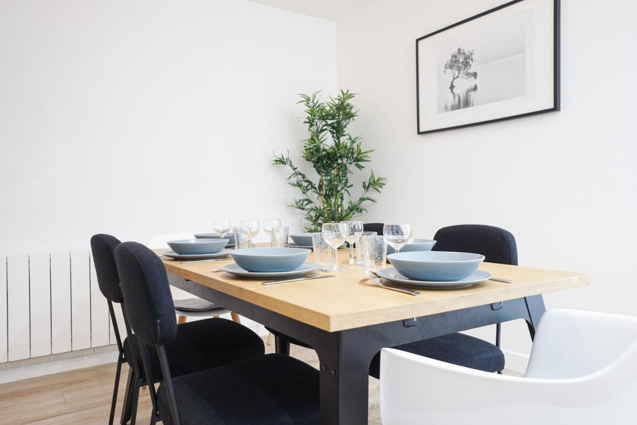 Spacious Apartment Near The Champs De Mars Paris Bagian luar foto