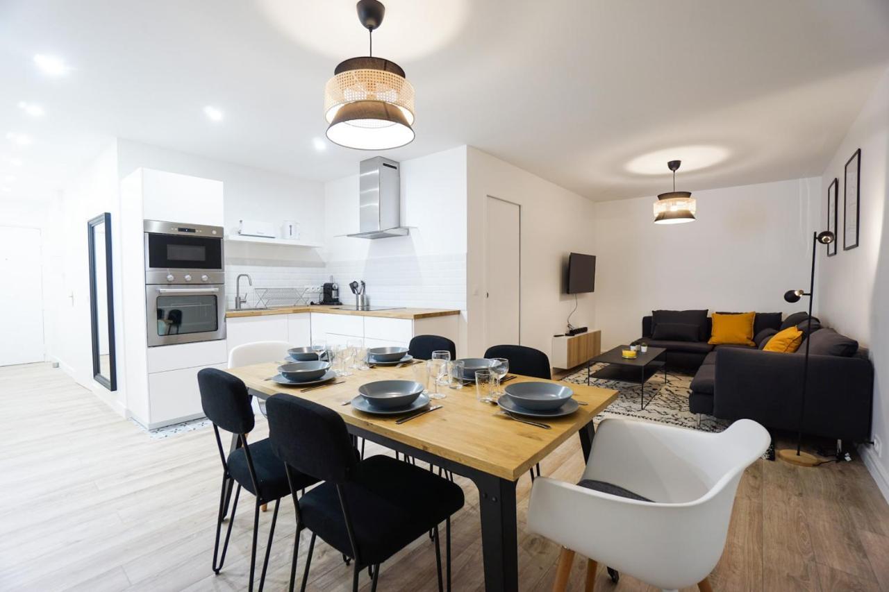 Spacious Apartment Near The Champs De Mars Paris Bagian luar foto